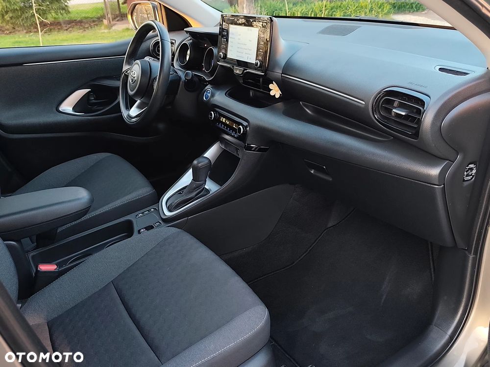 Toyota Yaris 116 1.5 VVT-i Business Edition - 25