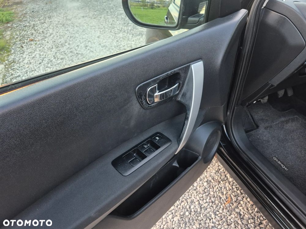 Nissan Qashqai - 23