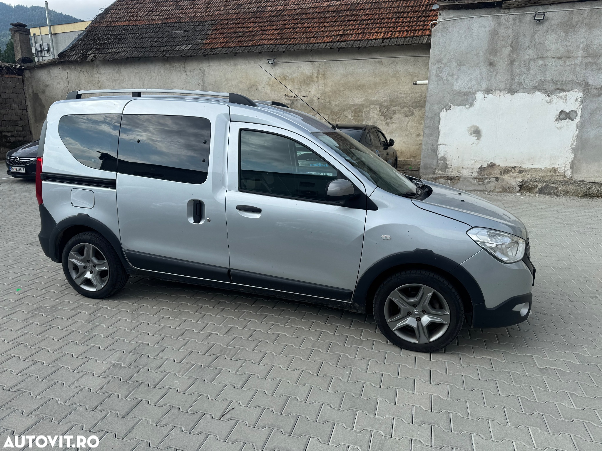 Dacia Dokker 1.5 Blue dCi Stepway - 11