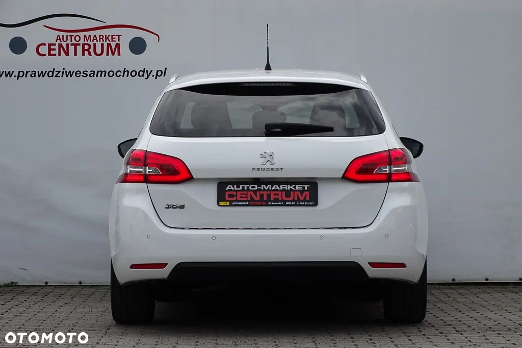 Peugeot 308 1.5 BlueHDi Allure Pack S&S EAT8 - 29