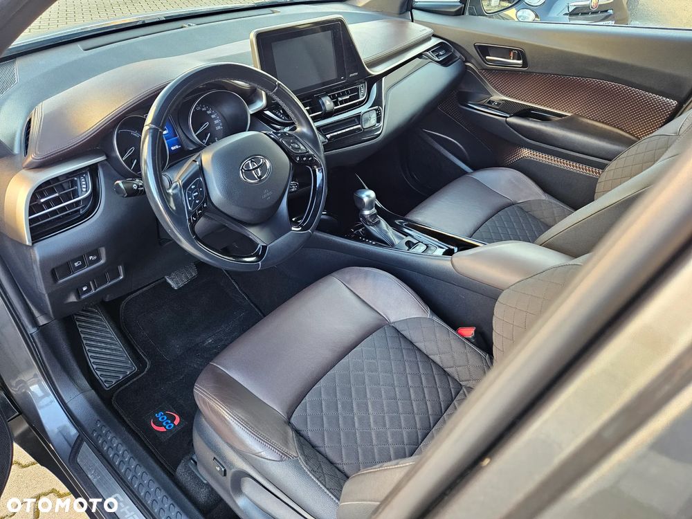 Toyota C-HR Style Selection - 7