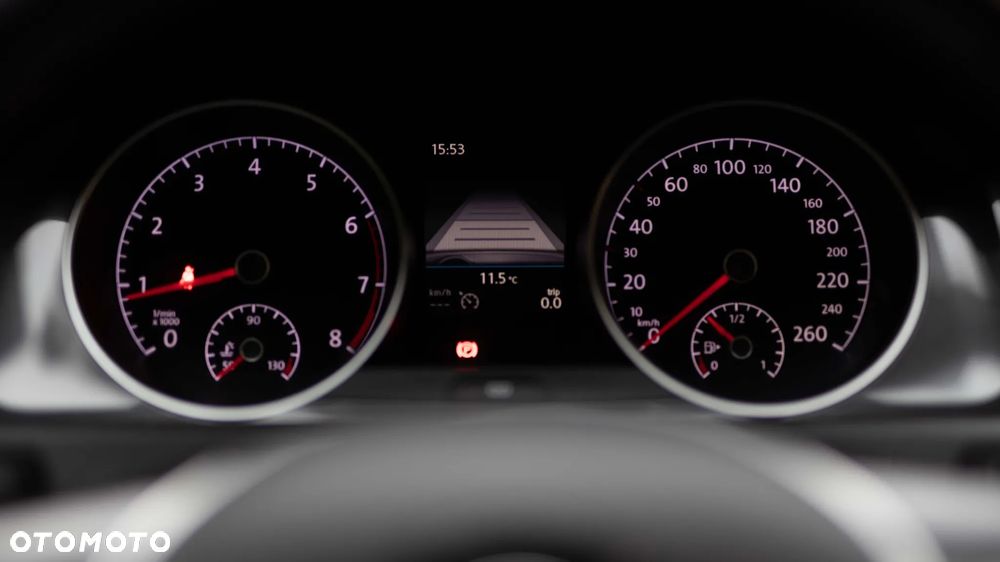 Volkswagen Golf - 11