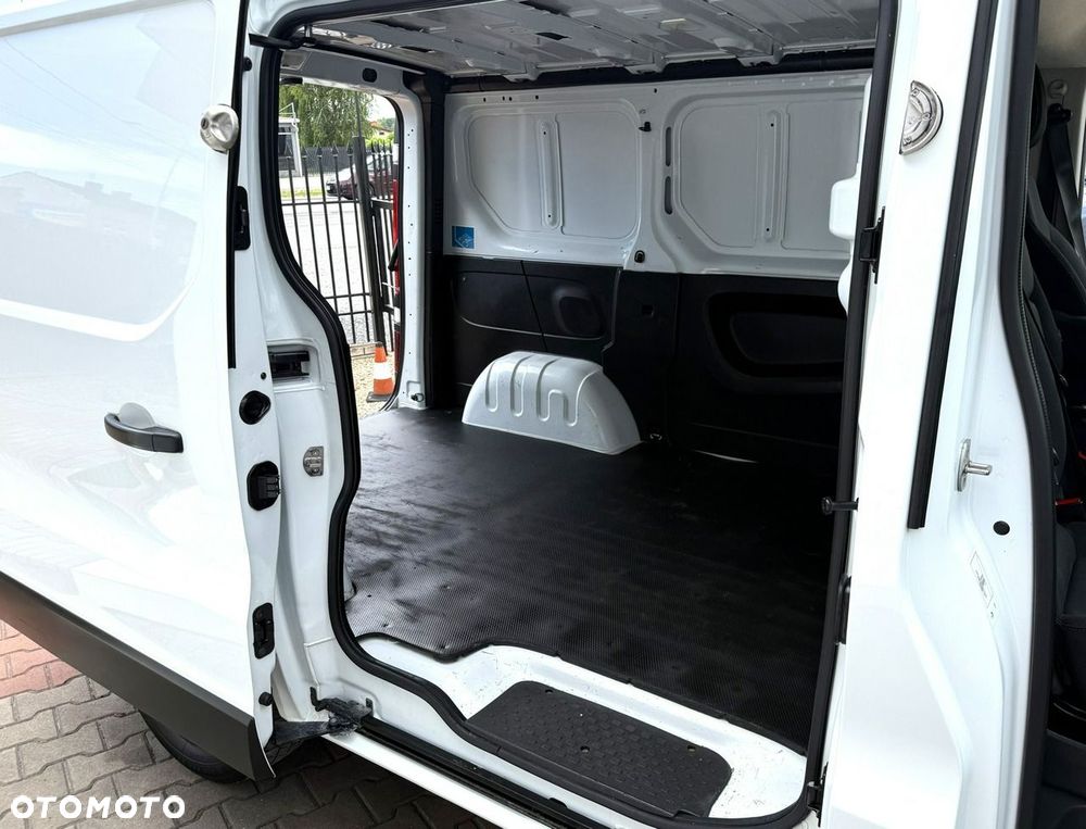 Renault Trafic - 30