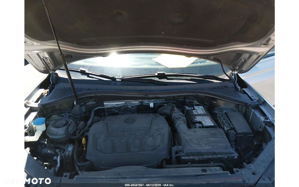Volkswagen Tiguan - 12
