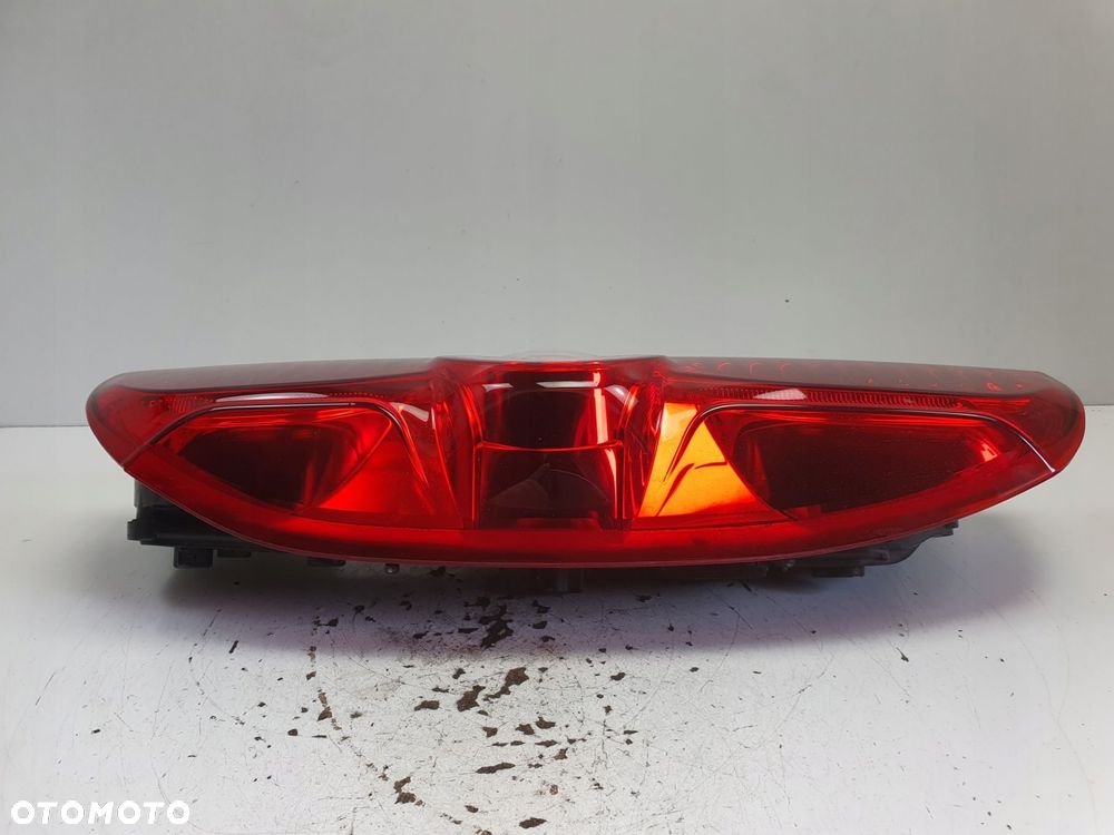 LAMPA PRAWA Fiat Doblo II Opel Combo D TYLNIA TYLNA prawy tył 00519248430 - 3