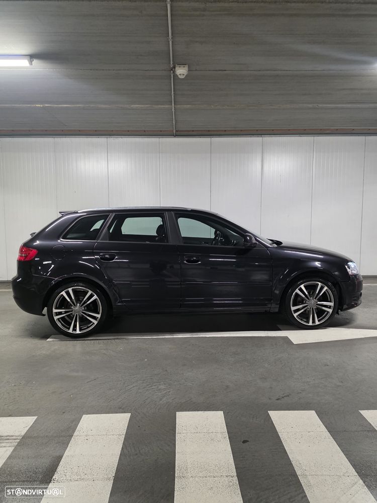 Audi A3 Sportback 2.0 TDi S-line S tronic - 3