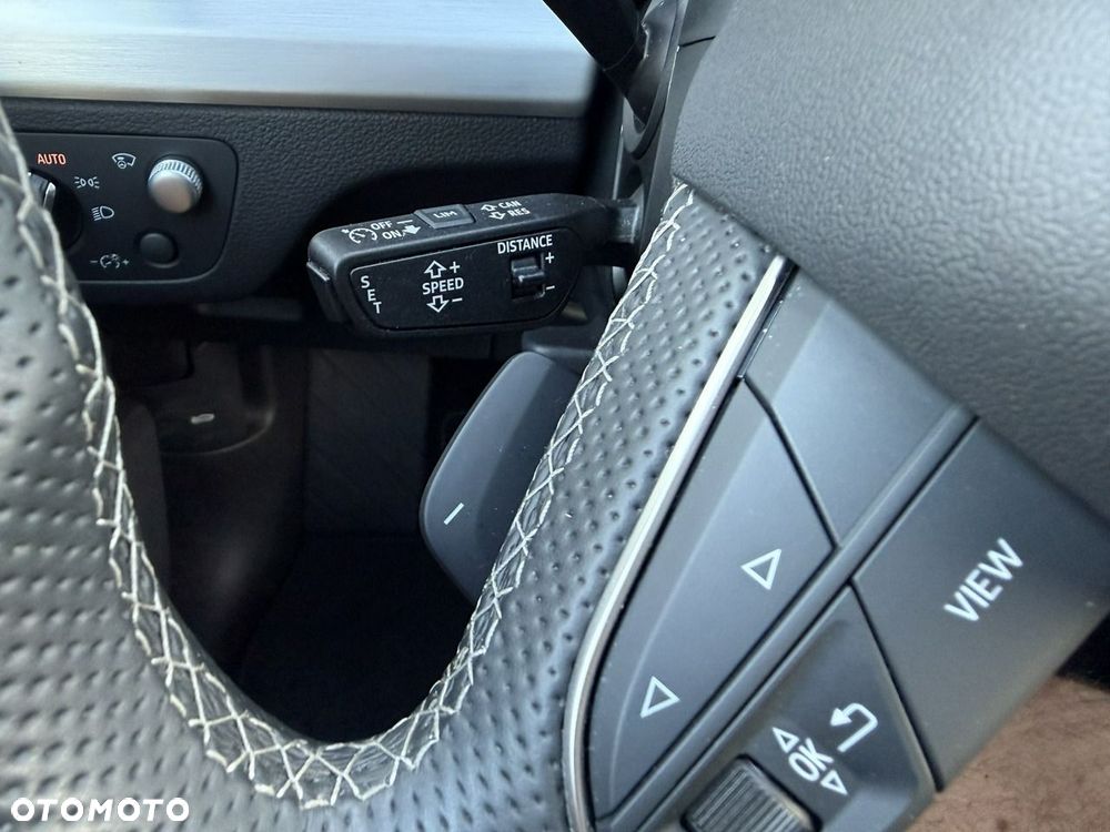 Audi Q5 50 TFSIe quattro S tronic S line - 13