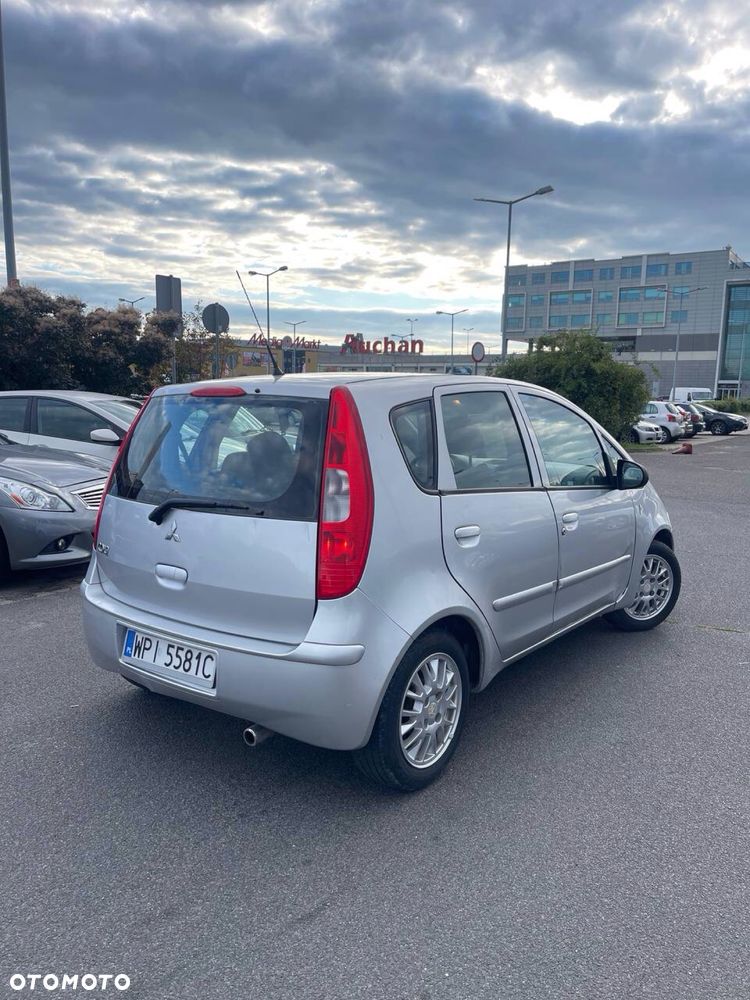 Mitsubishi Colt - 4