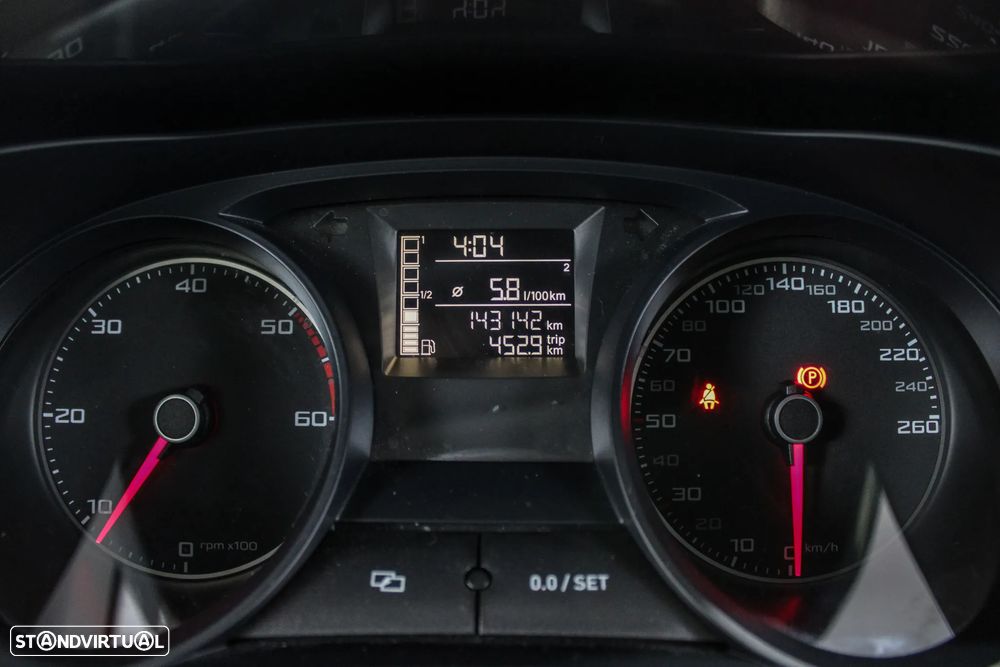SEAT Ibiza 1.6 TDI FR - 32