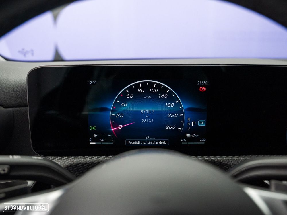 Mercedes-Benz A 250 e - 15