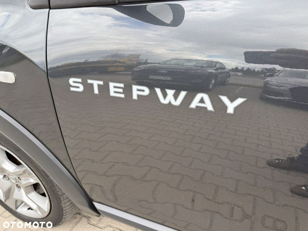 Dacia Lodgy dCi 110 Stepway - 28