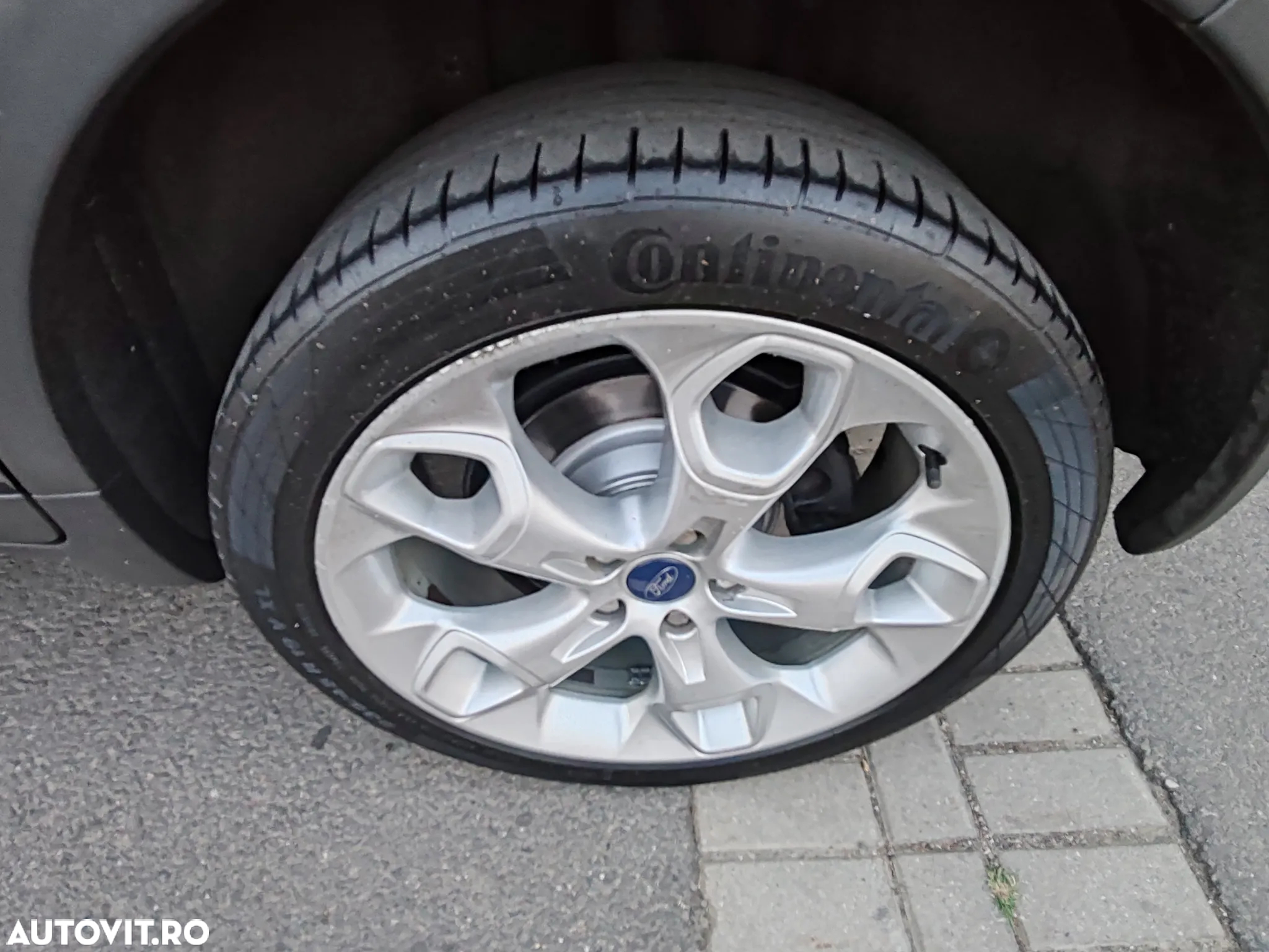 Ford Kuga 2.0 TDCi 4x4 Titanium - 17