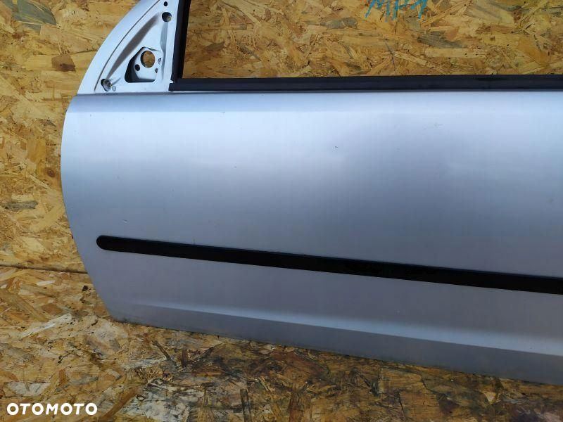 DRZWI LWEW KIEROWCY SREBRNE OPEL CORSA C 3D - 5