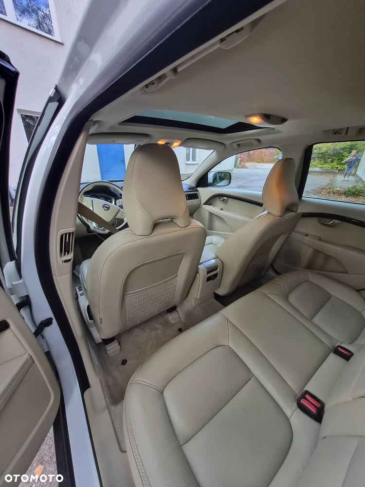 Volvo XC 70 - 6