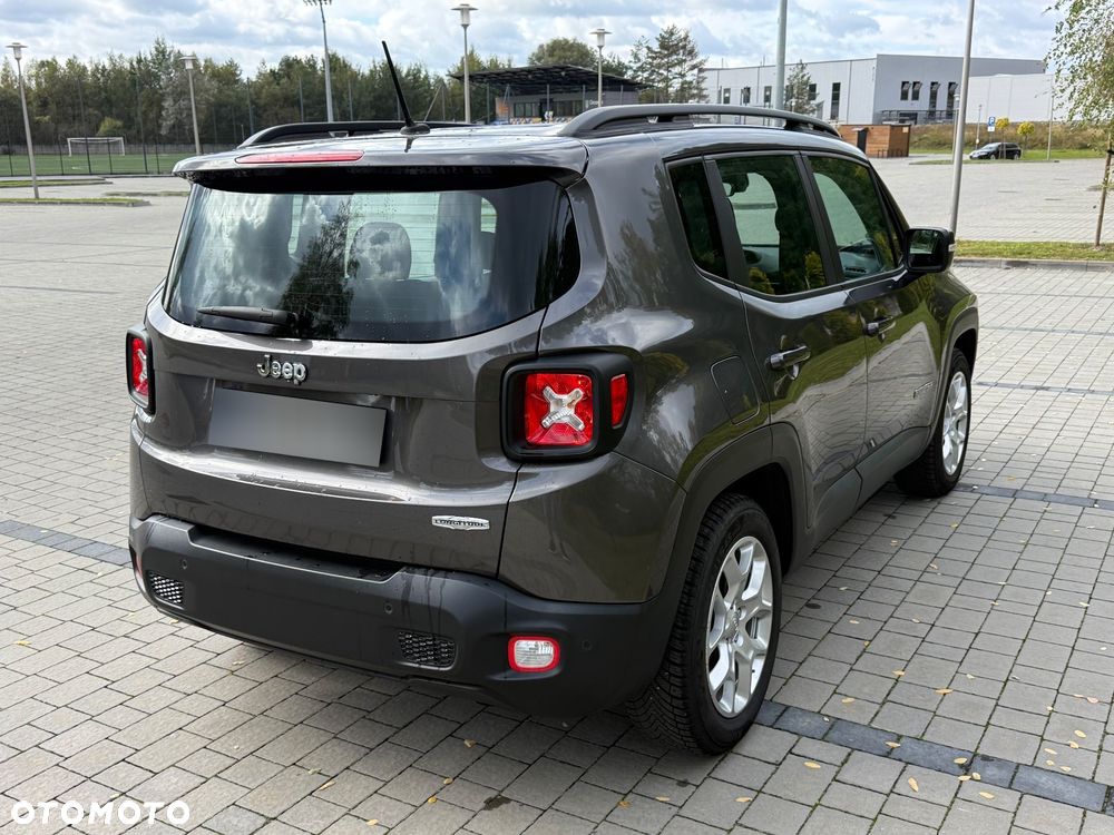 Jeep Renegade - 10