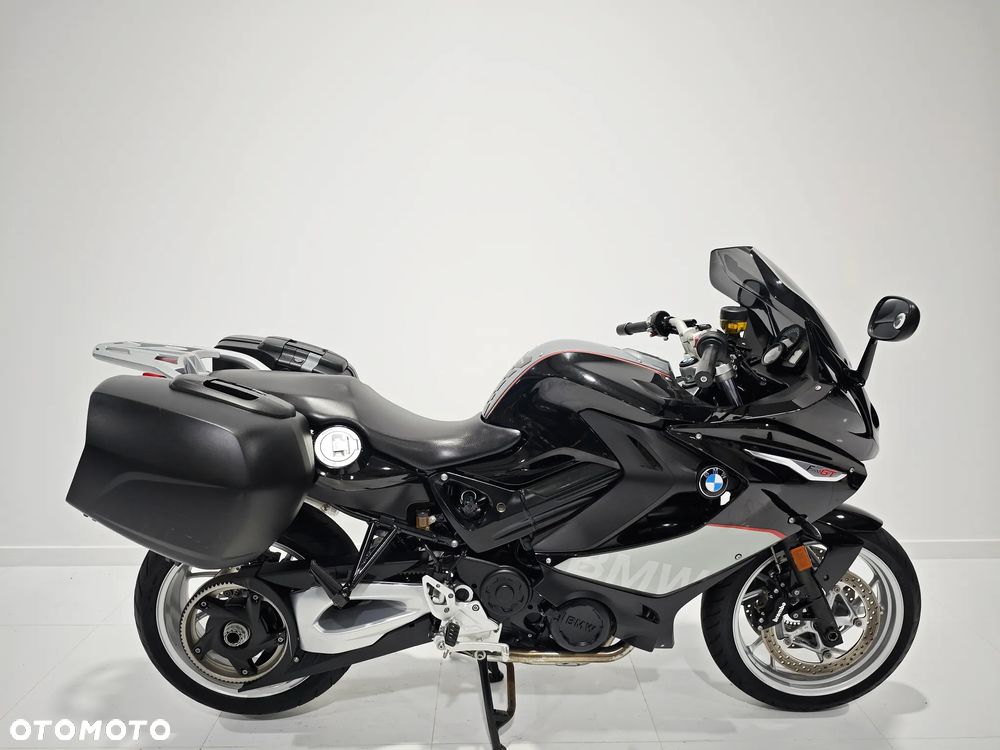 BMW F - 13
