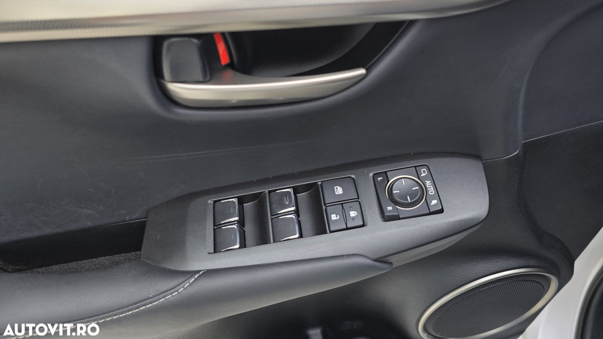Lexus Seria NX - 11