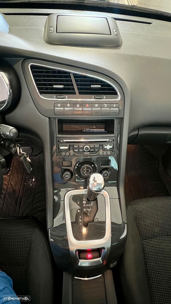 Peugeot 5008 BlueHDI 120 EAT6 Stop & Start Allure - 8