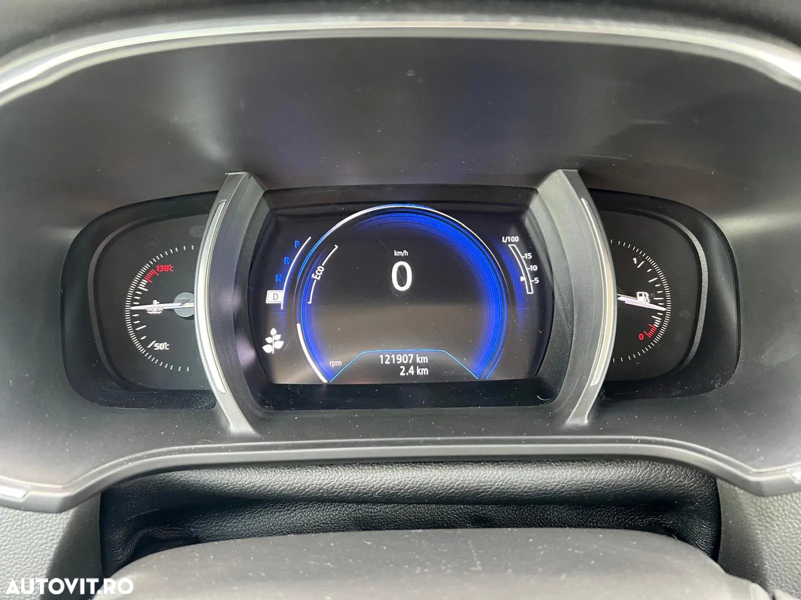 Renault Megane BLUE dCi EDC Intens - 17