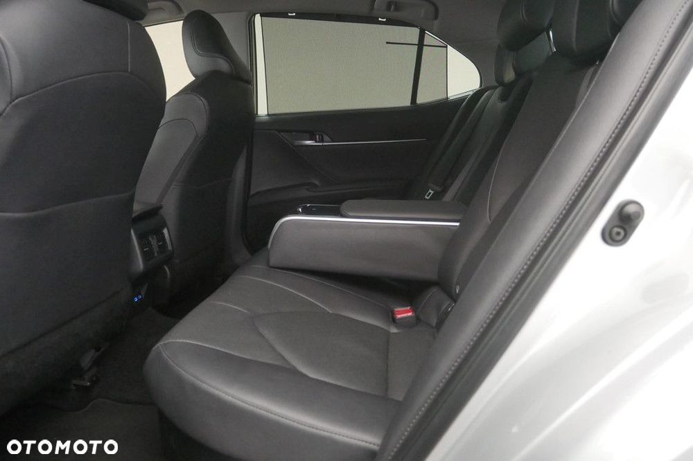 Toyota Camry 2.5 Hybrid Executive CVT - 15