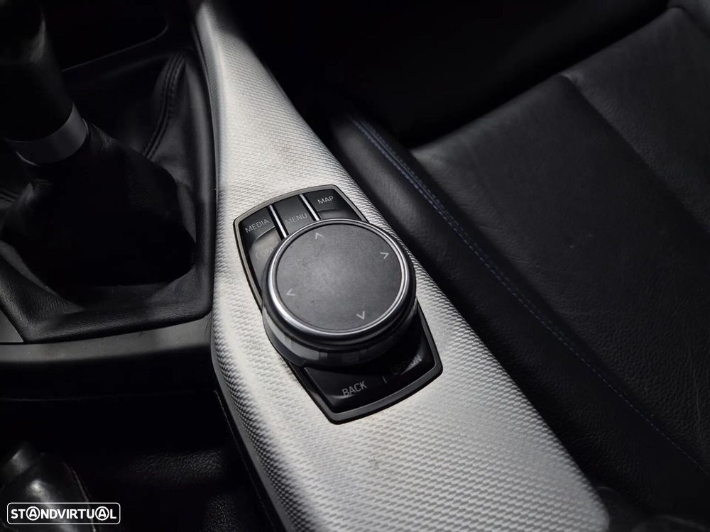 BMW 116 i Pack M - 33