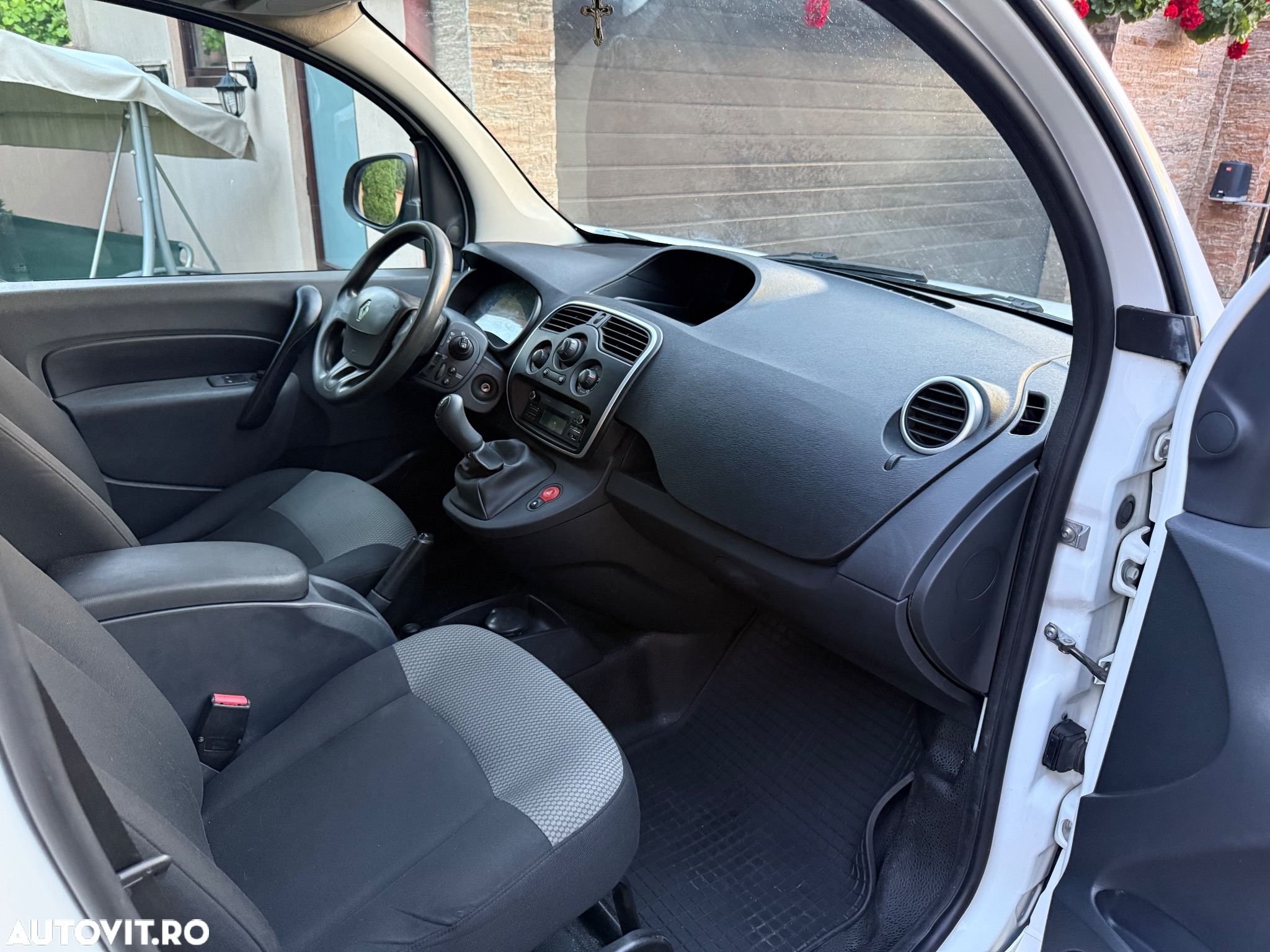 Volkswagen Caddy - 7