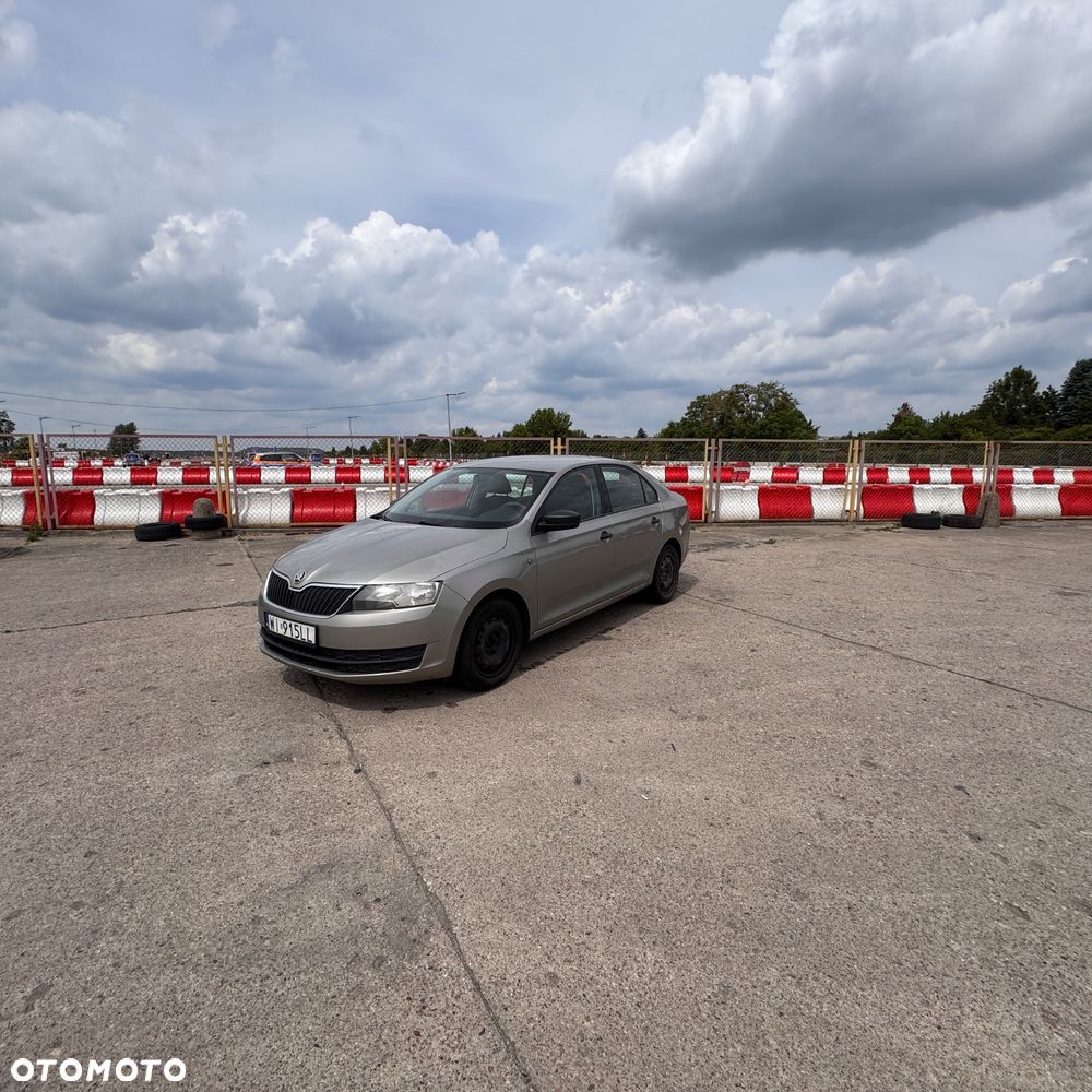 Skoda RAPID - 9