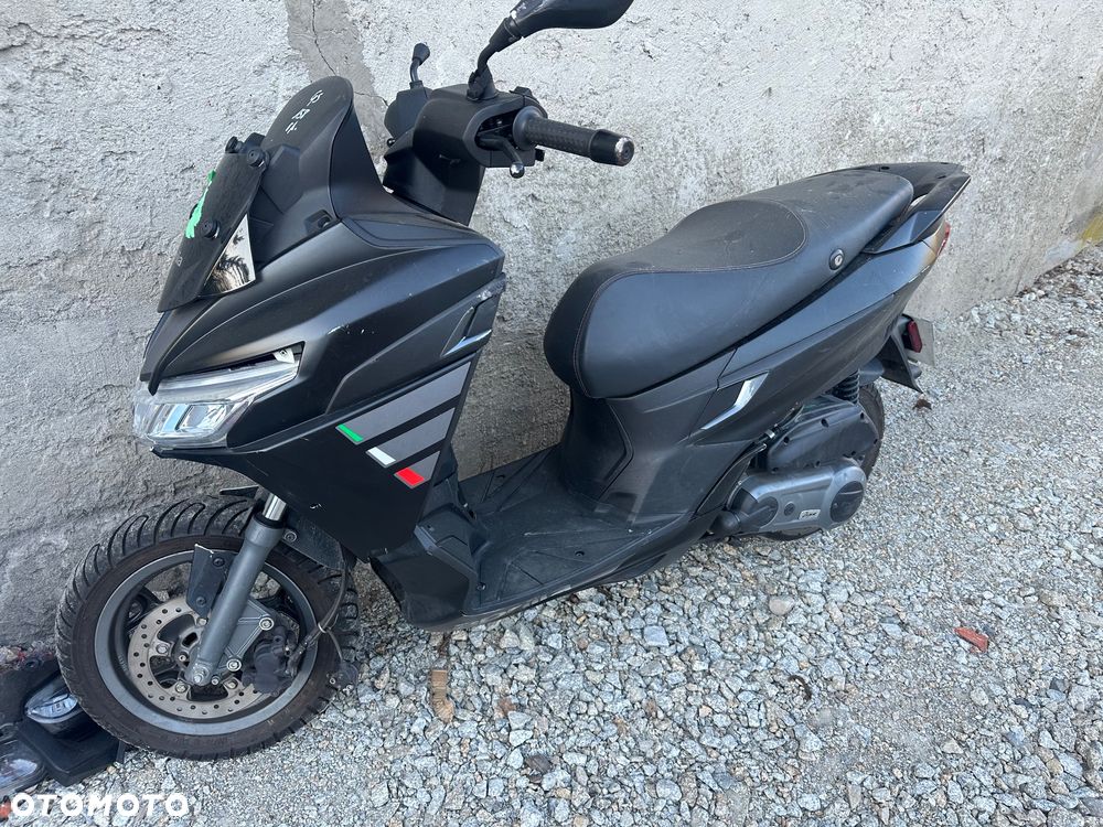 Aprilia SX - 7