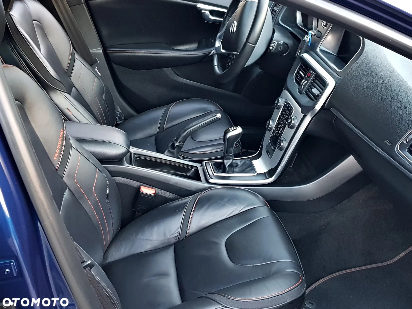 Volvo V40 D3 Drive-E Ocean Race - 9