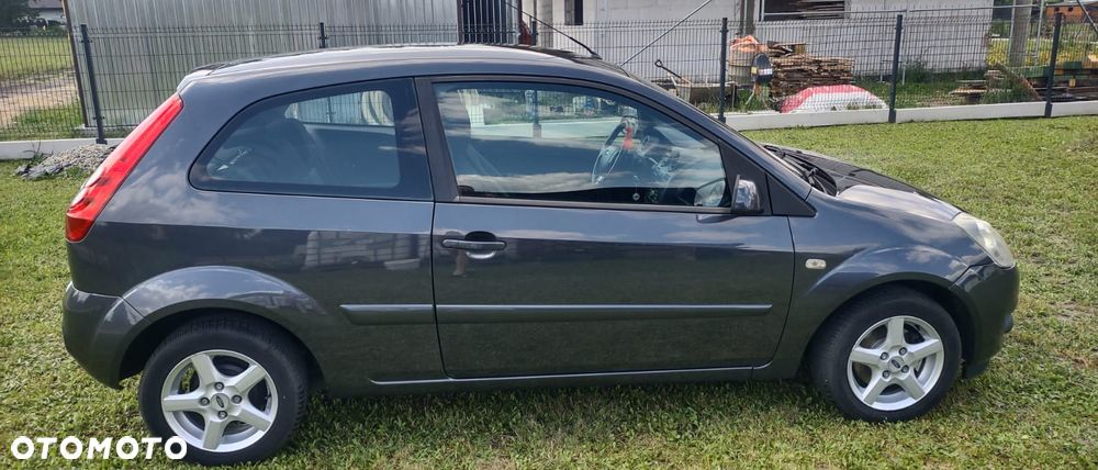 Ford Fiesta 1.3 - 7
