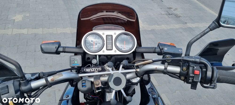 Suzuki DR - 9