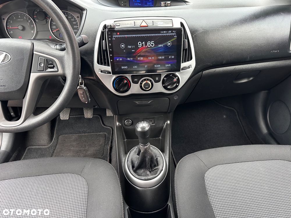 Hyundai i20 1.2 Fifa World Cup Edition - 19