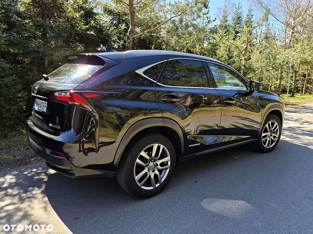 Lexus NX 300h Elite AWD - 3