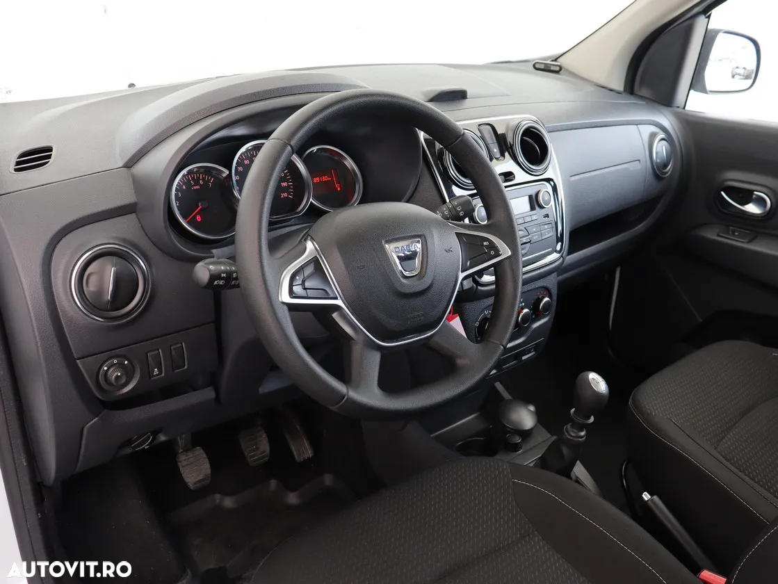 Dacia Lodgy 1.5 Blue dCi Laureate - 10