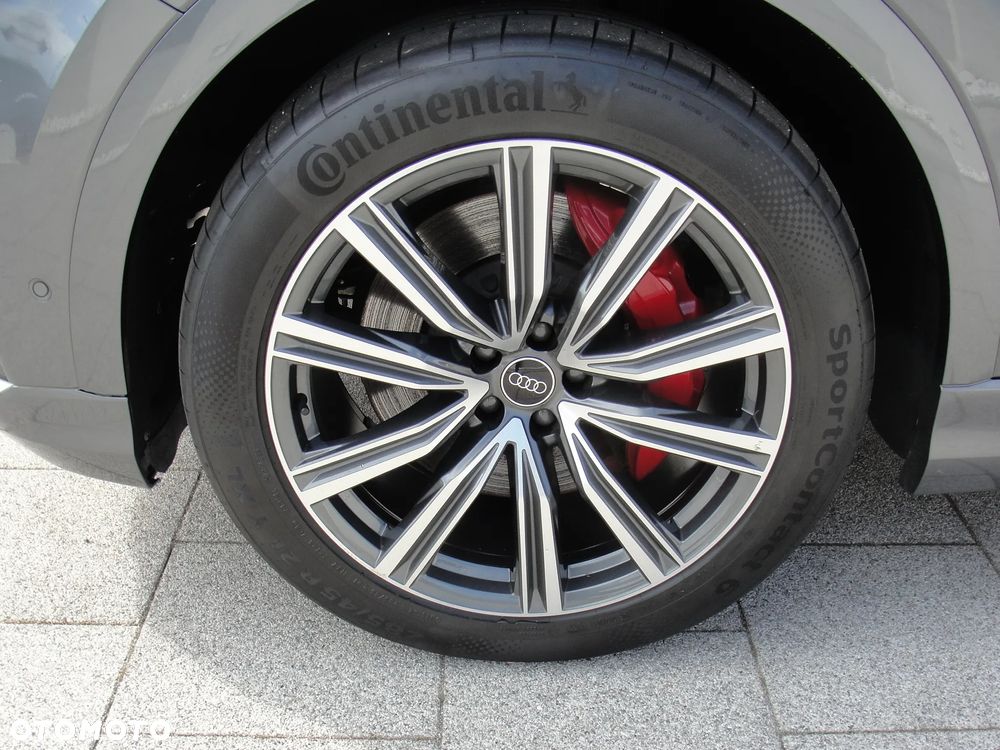 Audi Q8 55 TFSIe quattro tiptronic - 20