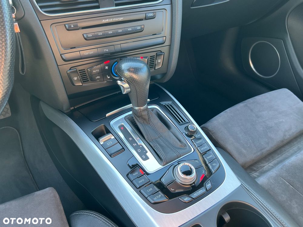 Audi A4 ver-2-0-tfsi-multitronic-s-line-sportpaket - 15