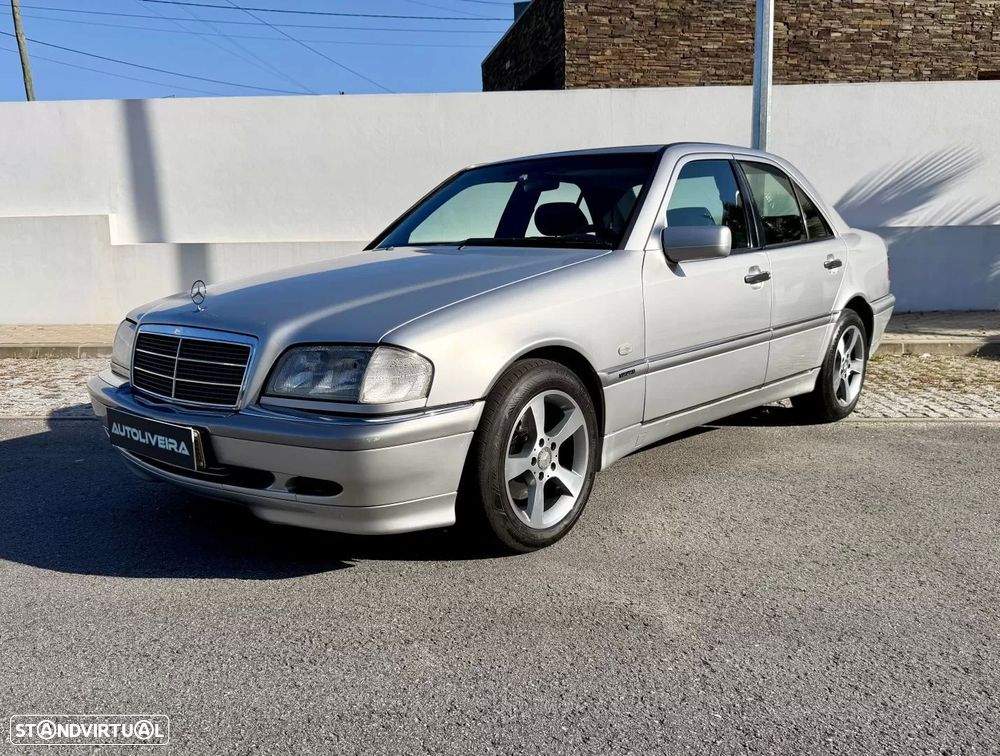 Mercedes-Benz C 250 - 1