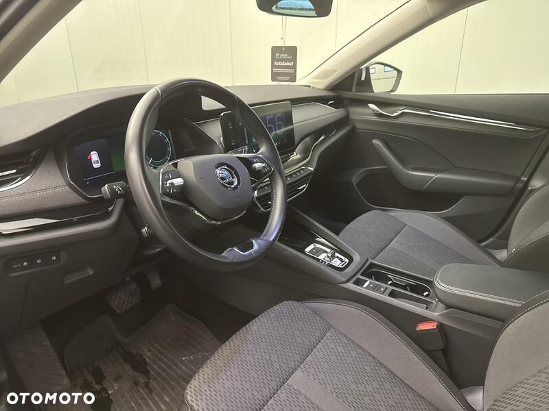 Skoda Octavia 2.0 TDI Style DSG - 10