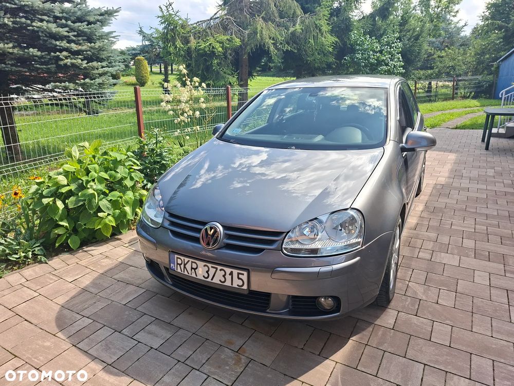 Volkswagen Golf - 1