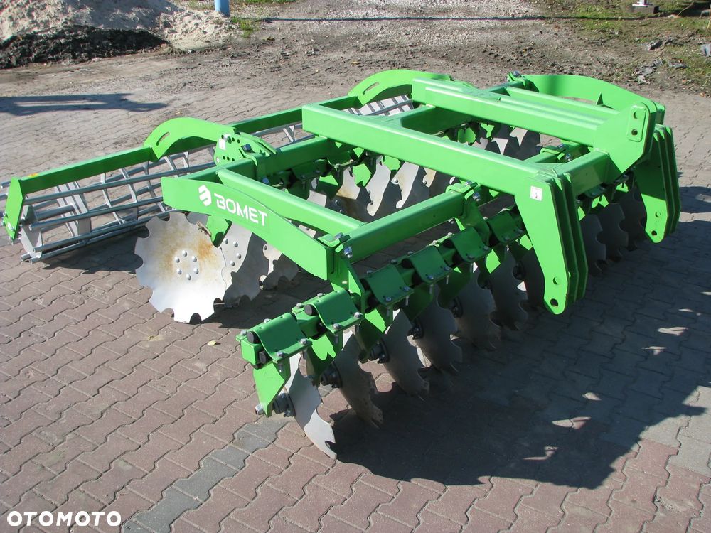 Akpil Brona Talerzowa Ciężka Hydraulicznie Składana BTCH 40 Euro-Masz, Brona talerzowa kompaktowa BT250, BT270, BT300 Metanga, Bomet, Euro-Masz; Brona talerzowa mini-simply BT160, BT180, BT200, BT220 Metanga, Euro-Masz, Brona talerzowa 2-walcowa typu "V", 4-walcowa typu "X" Bomet, Akpil - 10