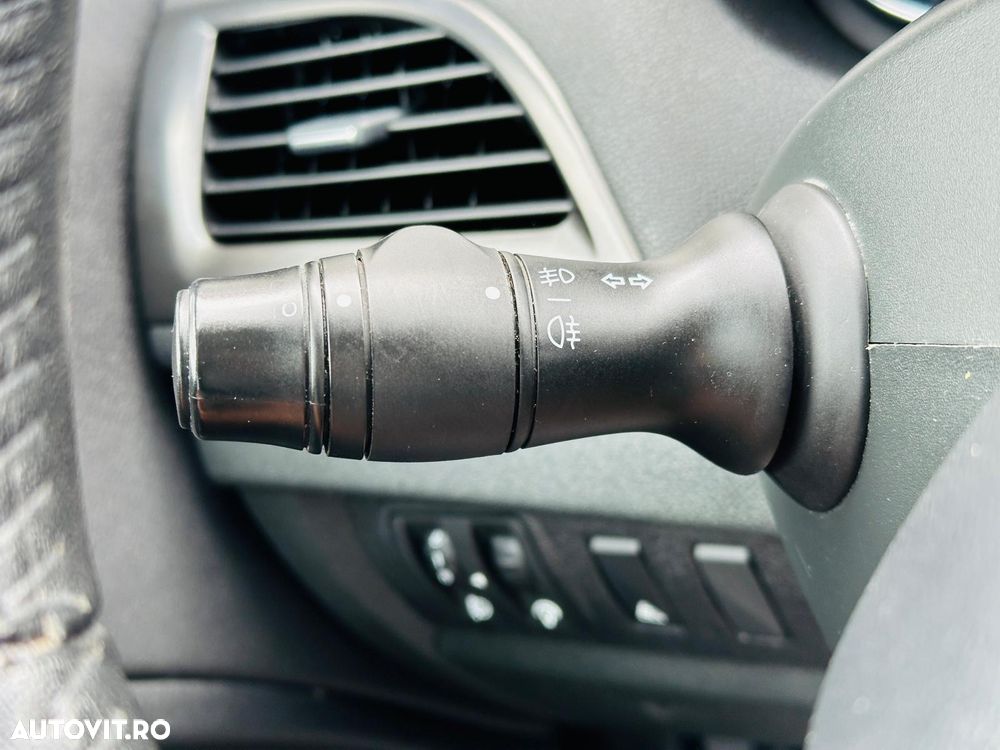 Renault Megane 1.5 dCi Authentique - 28