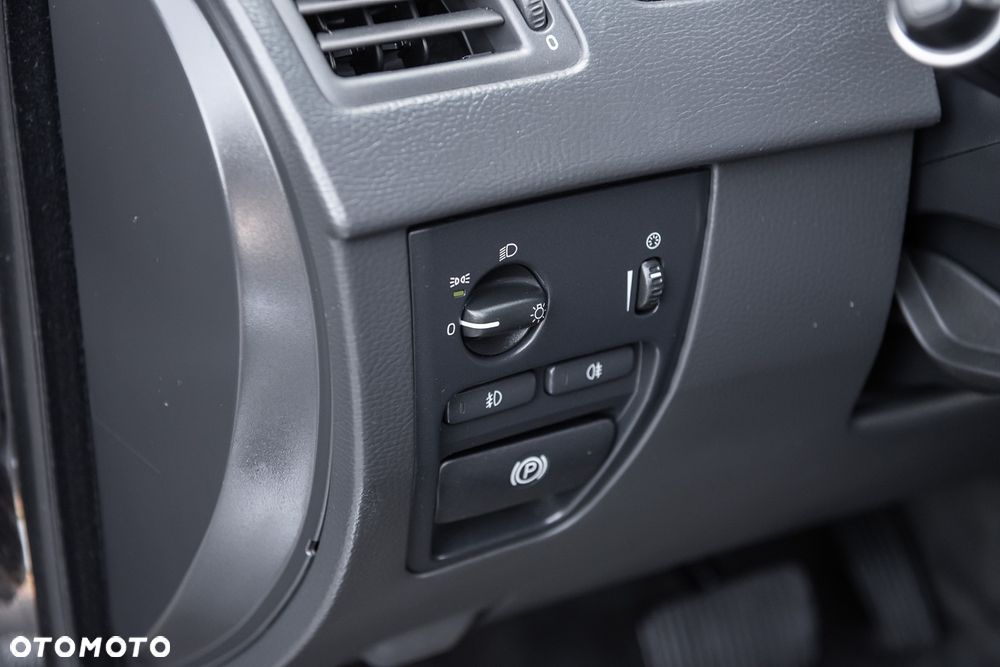 Volvo XC 90 D5 Executive - 17