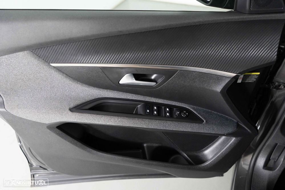 Peugeot 5008 1.2 PureTech Allure EAT8 - 21