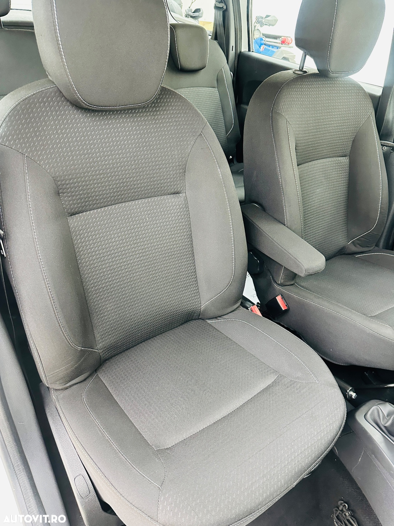 Dacia Lodgy - 17