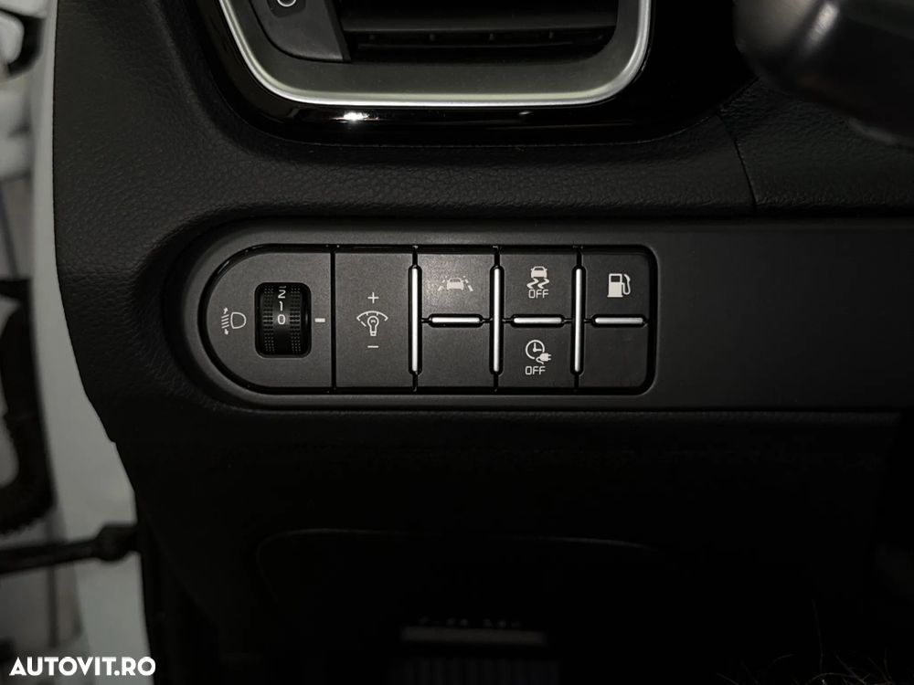 Kia XCeed - 16