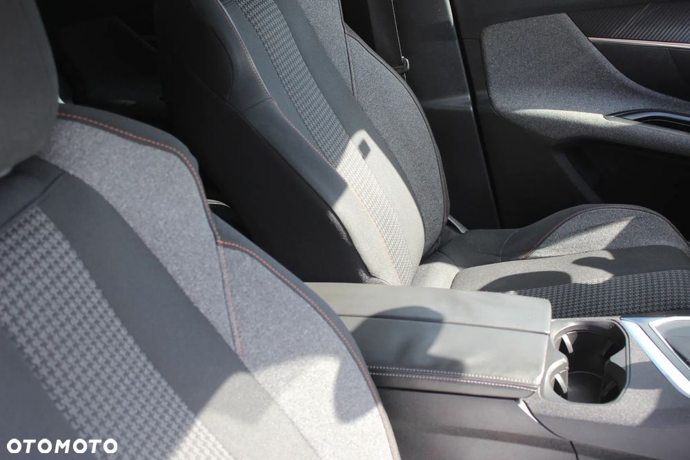 Peugeot 3008 BlueHDi 120 Stop & Start Business-Line - 39