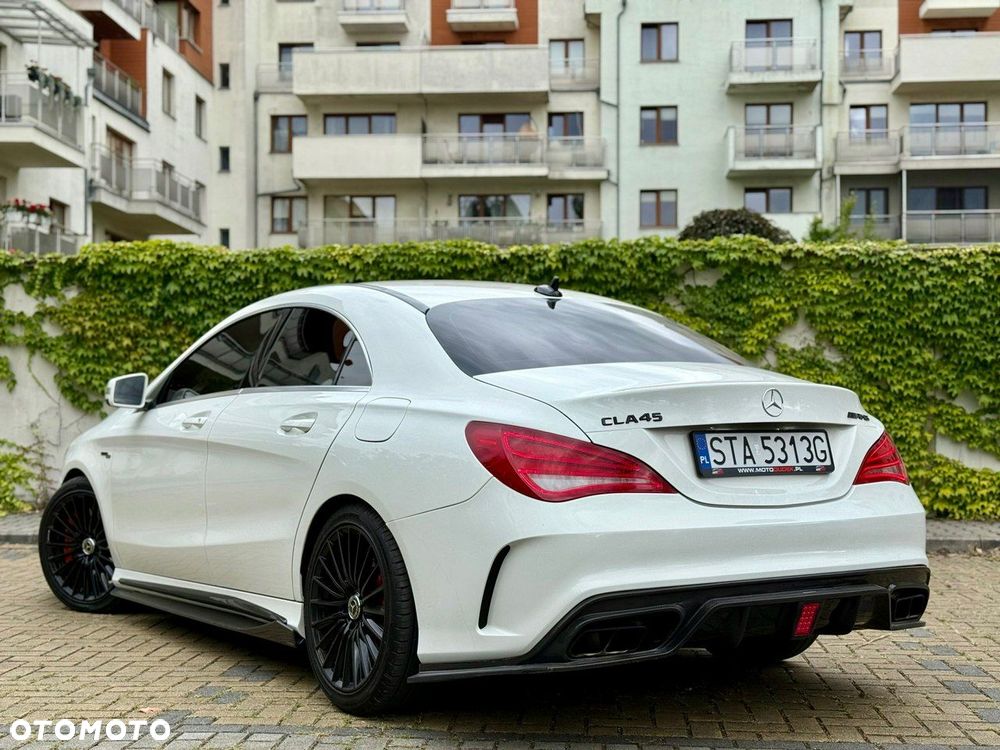 Mercedes-Benz CLA 45 AMG 4-Matic - 3