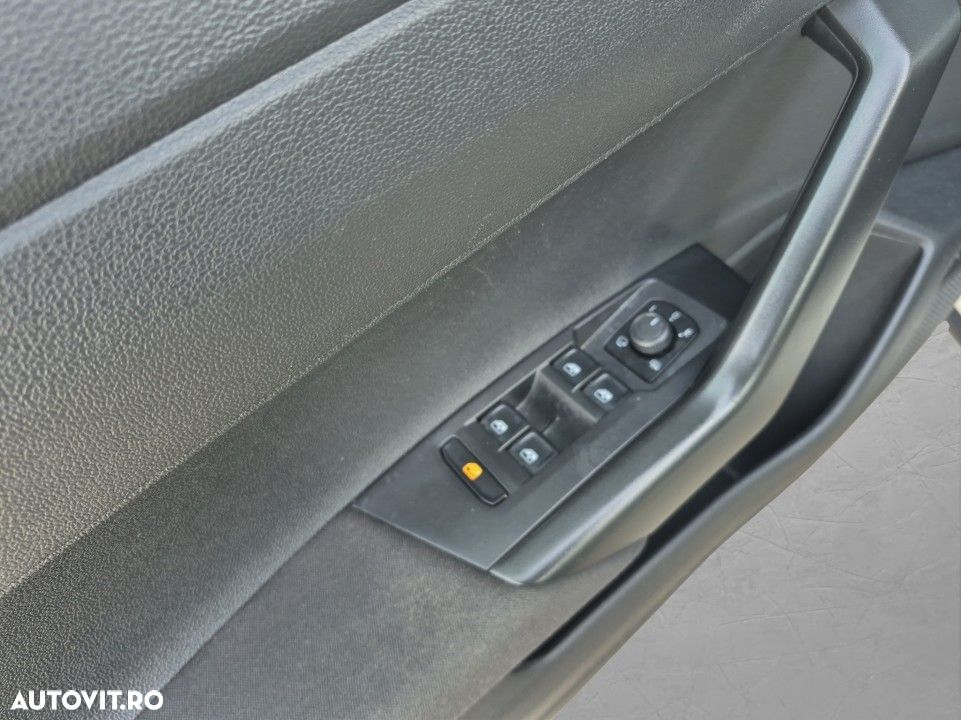 Volkswagen Taigo - 13