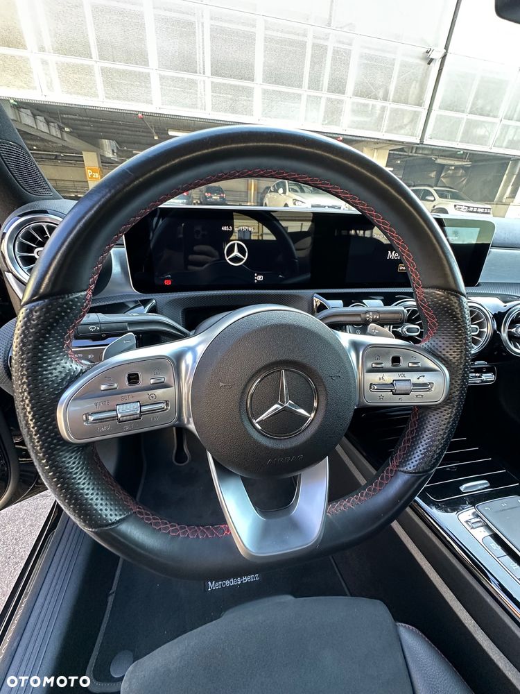 Mercedes-Benz Klasa A 180 7G-DCT Lim AMG Line Advanced Plus - 37