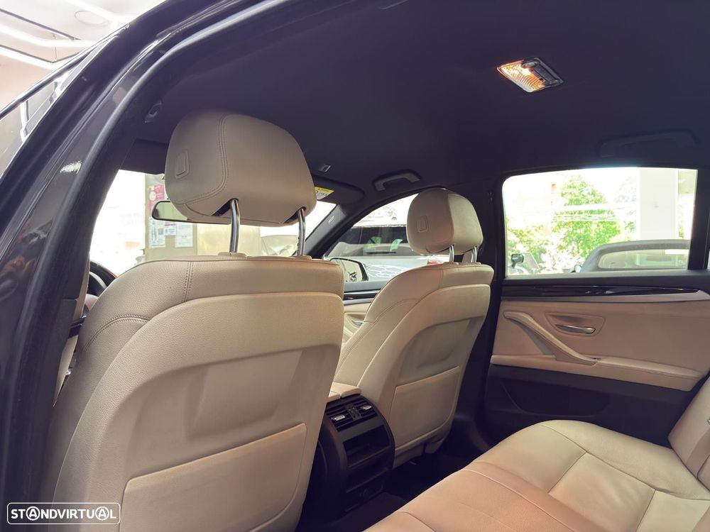 BMW 520 d xDrive Line Luxury Auto - 40